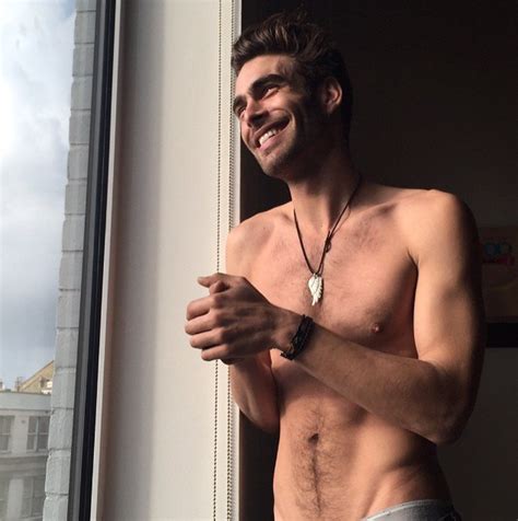 Jon Kortajarena Nude Photo