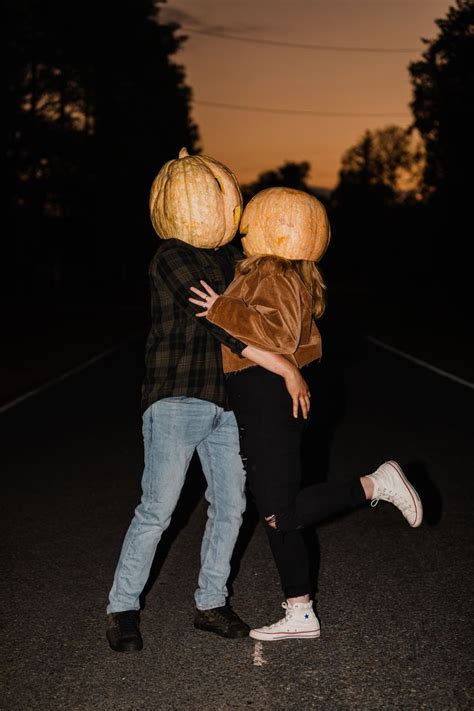 couples pumpkin head photoshoot couples halloween pictures couples halloween i… cute couple