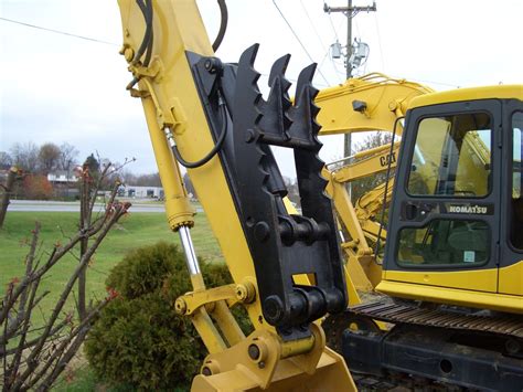 Every Photo For Ht1850 Hydraulic Excavator Thumb By Usa Attachments