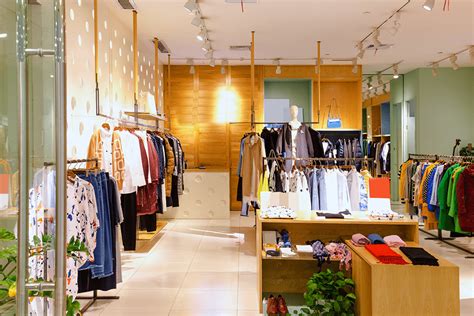 Retail flooring needs to be both attractive to your clientele and supremely functional while withstanding the punishing foot traffic most retail spaces see every day. Planning Your Store Layout: Step-by-Step Instructions