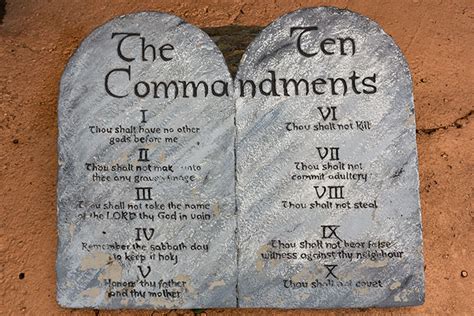 Atheist Group Pressures Ohio School Into Removing Ten Commandments