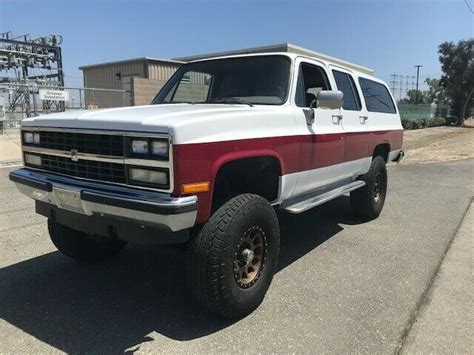 1990 Chevy Suburban 4x4 Lifted Methods 37s Awesome Square Body