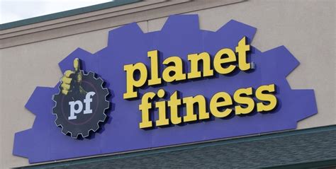 Planet Fitness Cancels Womans Membership After Her Complaints Of