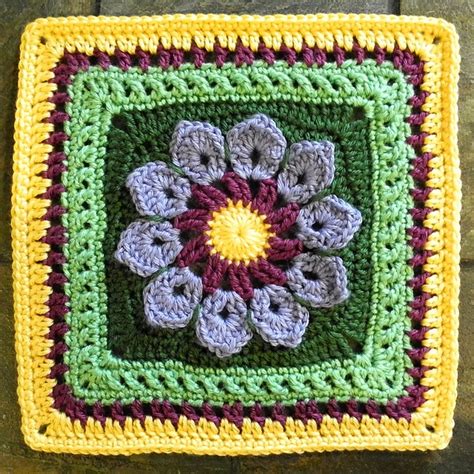 Simple 10 Petal Afghan Square Pattern By Joyce D Lewis Crochet