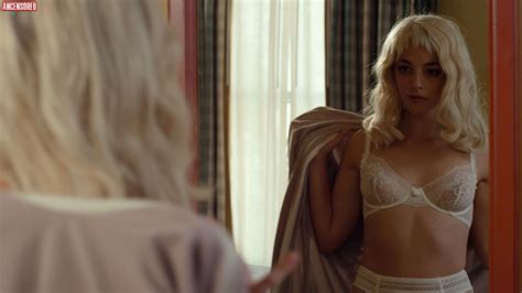 Nackte Olivia Thirlby In White Orchid