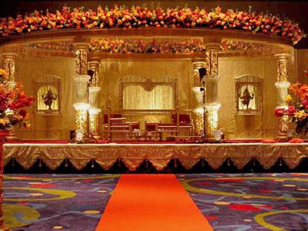 The right decor will enhance your venue and carry out your wedding theme. Expensive and Luxurious Wedding Decorations Designs