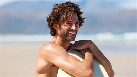 Surfer Hair for Men How to Get This Summer Hairstyle LOréal Paris