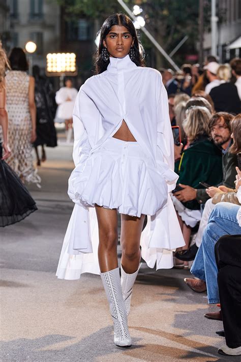 Alaia Spring 2022 Fashion Show The Impression