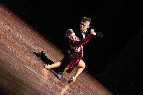 Tango En Colombia Historia Tradición Y Festival En Medellín