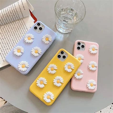 Daisy Iphone Case In 2021 Daisy Iphone Case Flower Iphone Cases