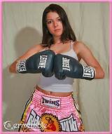 Muay Thai Girl Pictures