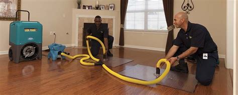 Service master srq water restoration experts have many years of experience in dealing with water damaged properties, we deal with water damage restoration on a regular basis and we can even. Structural Drying Services (With images) | How to clean ...