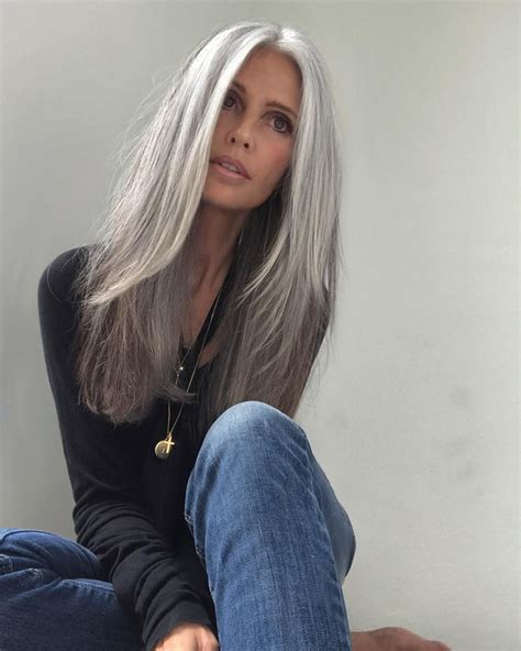 Thinking About Transitioning To Gray This Is Beautiful In 2020 Long Gray Hair Silver Hair