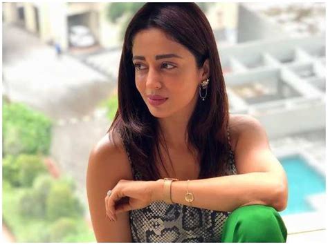 Nehha Pendse Whats The Big Deal If My Husband Is Twice Divorced I Am