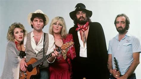 Why We Still Love Fleetwood Mac S Rumours Years Later Cbc Music