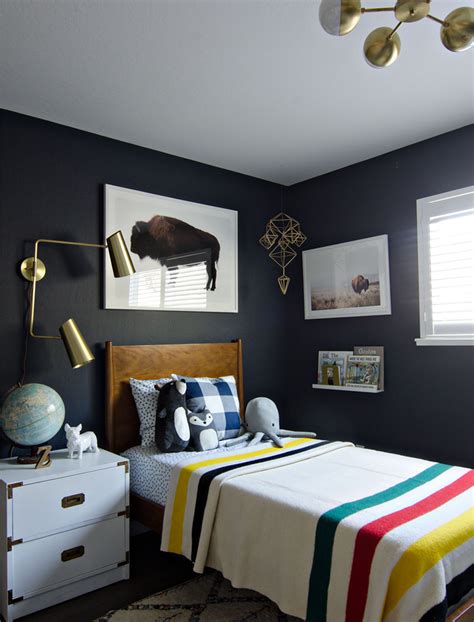 One day i want to have a 'man cave' for my hubby. Little Man Cave - boys room inspiration - by Kids Interiors