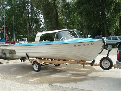 17 Feet 1965 Mfg Runabout 29587 Antique Boat America