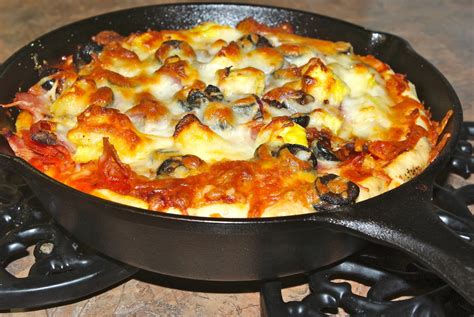 Wondering if the big green is ok for your kids? Mennonite Girls Can Cook: Cast Iron Pizza