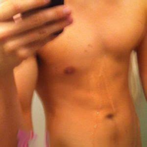 Leak Dylan Sprouse Naked Leaked Pics Pics Male Celebs