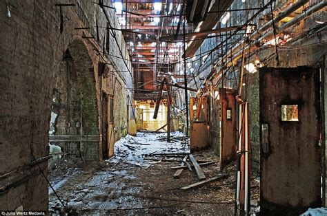 Greystone Park Psychiatric Hospital S Haunting Pictures Show Decay Of