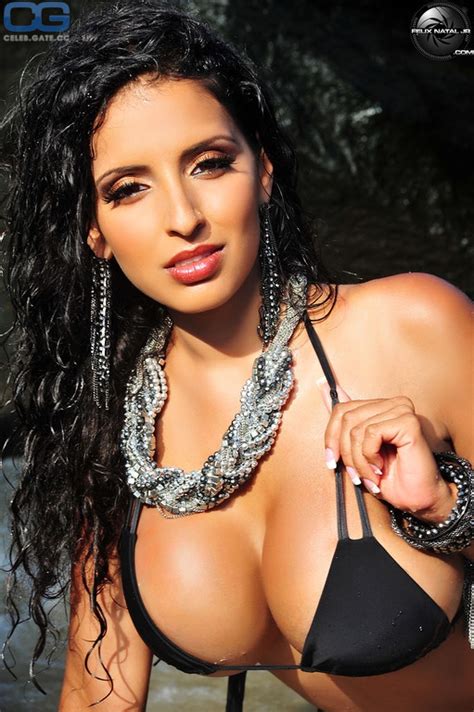 Tehmeena Afzal Nude Pictures Onlyfans Leaks Playboy Photos Sex Scene