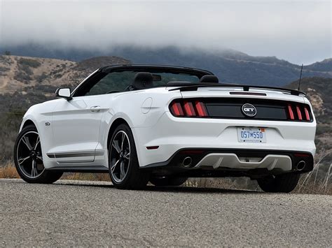 Gt premium 2dr coupe (5.0l 8cyl 6m). Short Report: Ford's 2017 Mustang GT Convertible is a love ...