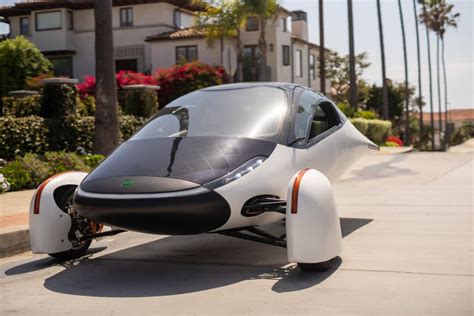 Coming Soon An Electric Car That Uses The Power Of The Sun Here And Now