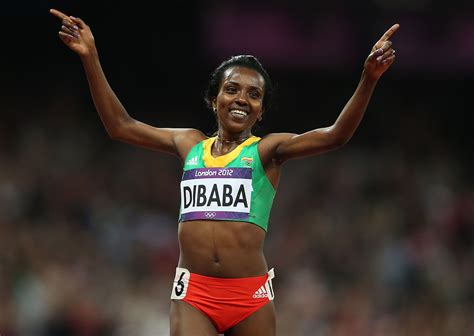 Tirunesh Dibaba Of Ethiopa Wins Gold In Womens 10000 Meter Race The