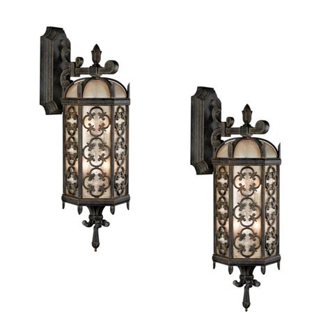 You want to think of them as decorative accents that will emphasize your home's unique. 17 Traditional Wall Mounted Outdoor Lighting | Home Design ...