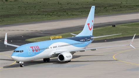 Tui Boeing 737 800 At Hurghada And Munich On Mar 2nd 2018 Burst Tyres