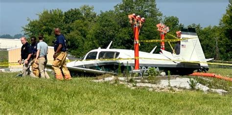 2 Passengers Injured In Small Plane Crash At Chattanooga Airport