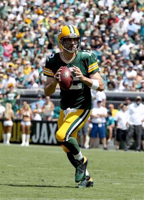 On average, he dates women the same age as himself. Aaron Rodgers Height, Weight, Age, Girlfriends, Family ...