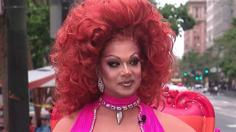 ‘drag race star alexis michelle speaks at san francisco pride parade good morning america