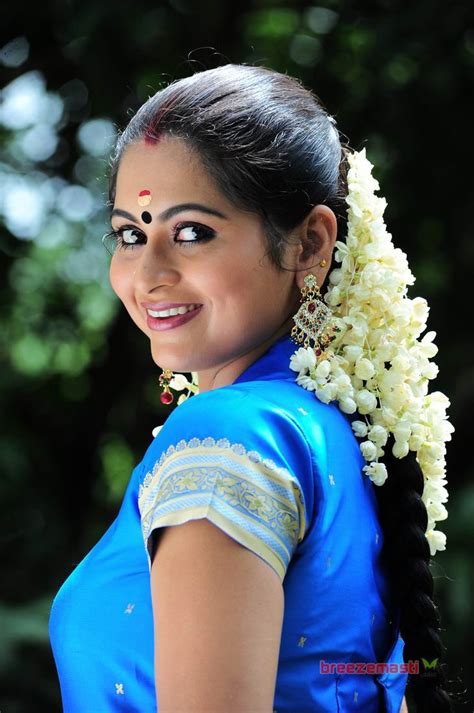 Lakshmi manchu has oodles of confidence. Sruthi Lakshmi malayalam actress ~ Cinindya