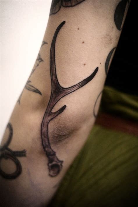 Awesome Tattoo Ideas — Broken Deer Horn Tattoo Idea Pairodicetattoos