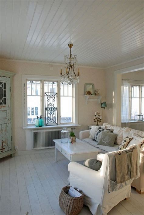 42 Comfy Farmhouse Shabby Chic Living Room Decor Ideas