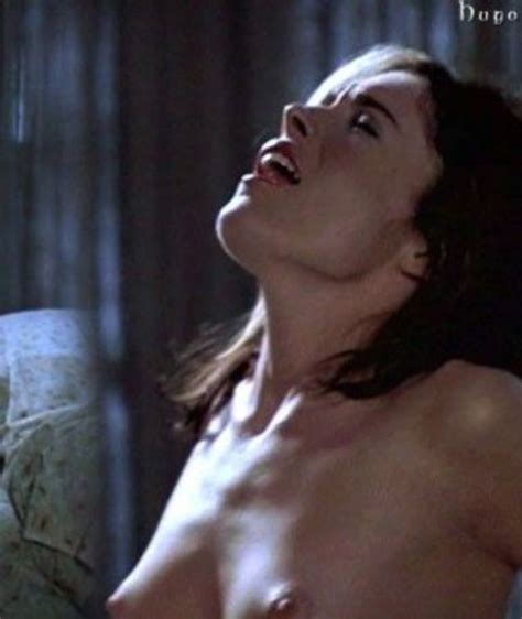 Lara Flynn Boyle Naked Susan S Plan Pics Nudebase Com