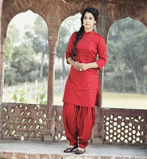 Sardarniii Trendy Suits Punjabi Outfits Punjabi Fashion