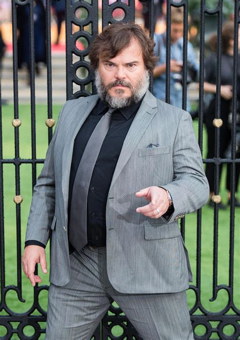 He also voices the giant panda. Pin auf Jack Black
