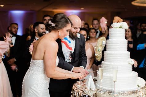 Chicago Wedding With Assyrian Traditions Lakeshore In Love