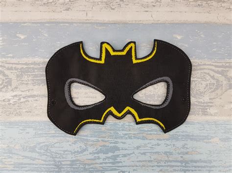 Batman Mask Set Batman Felt Mask Felt Batman Cuff Etsy