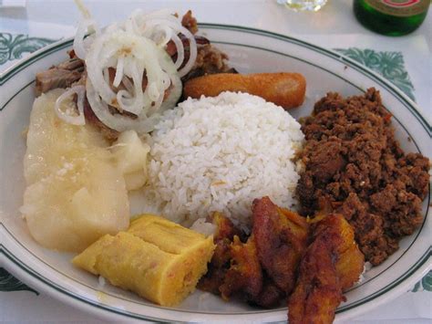 Cuban restaurants latin american restaurants caribbean restaurants. Miami, Florida: Versailles Cuban Restaurant | jshyun | Flickr