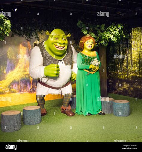 Amsterdam Netherlands Jun 1 2015 Shrek And Fiona Madame Tussauds