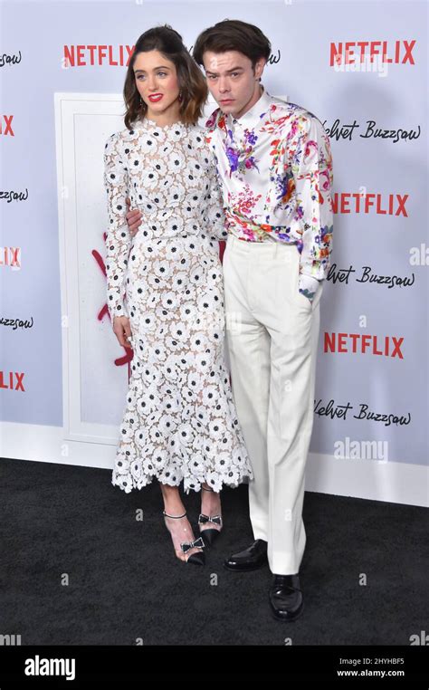 Natalia Dyer Und Charlie Heaton Kommen Zur Netflix Premiere Von Velvet Buzzsaw Im Egyptian
