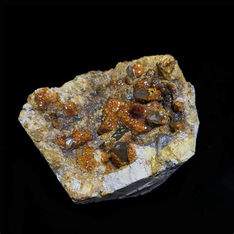 368g Natural Stones And Minerals Rock Specimen Garnet Rare Ore Unique