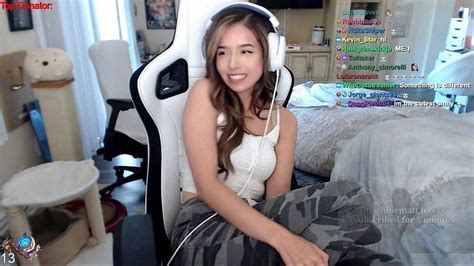 Pokimane Tops Twitch Charts To Become The 1 Female Streamer In October 2020