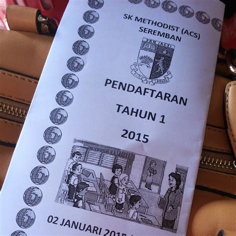 Di bawah ini akan diinformasikan daftar sekolah ikatan dinas yang membuka pendaftaran pada tahun ini disertai dengan pilihan program studinya. Daftar Iris darjah 1