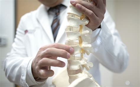 Expert Team Uses Latest Tech To Advance Spinal Fusion Cedars Sinai
