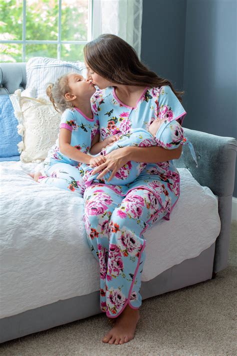 Isla Mom Pajamas And Big Sister Pajamas And Matching Swaddle Blanket Set