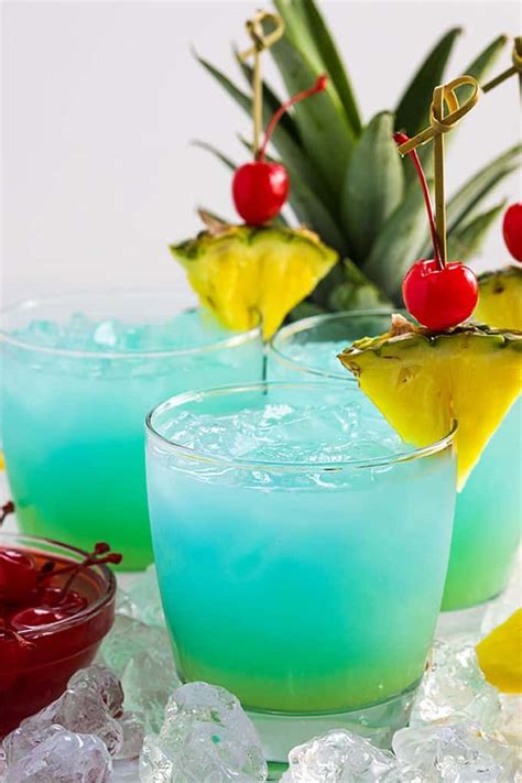 Bluewater Breeze Cocktail Recipe Fruit Drinks Alcohol Coctails
